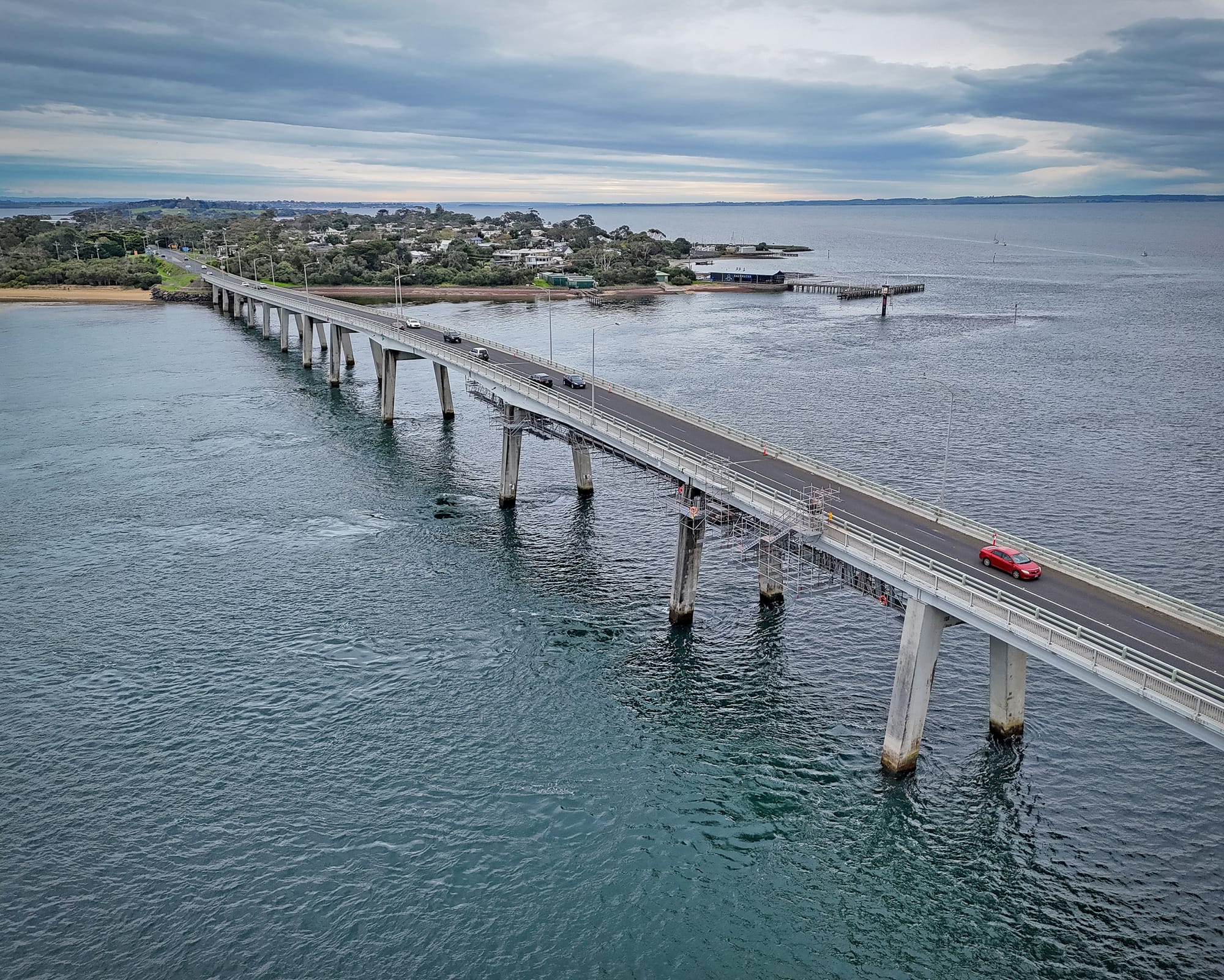 Bridge still safe, says government