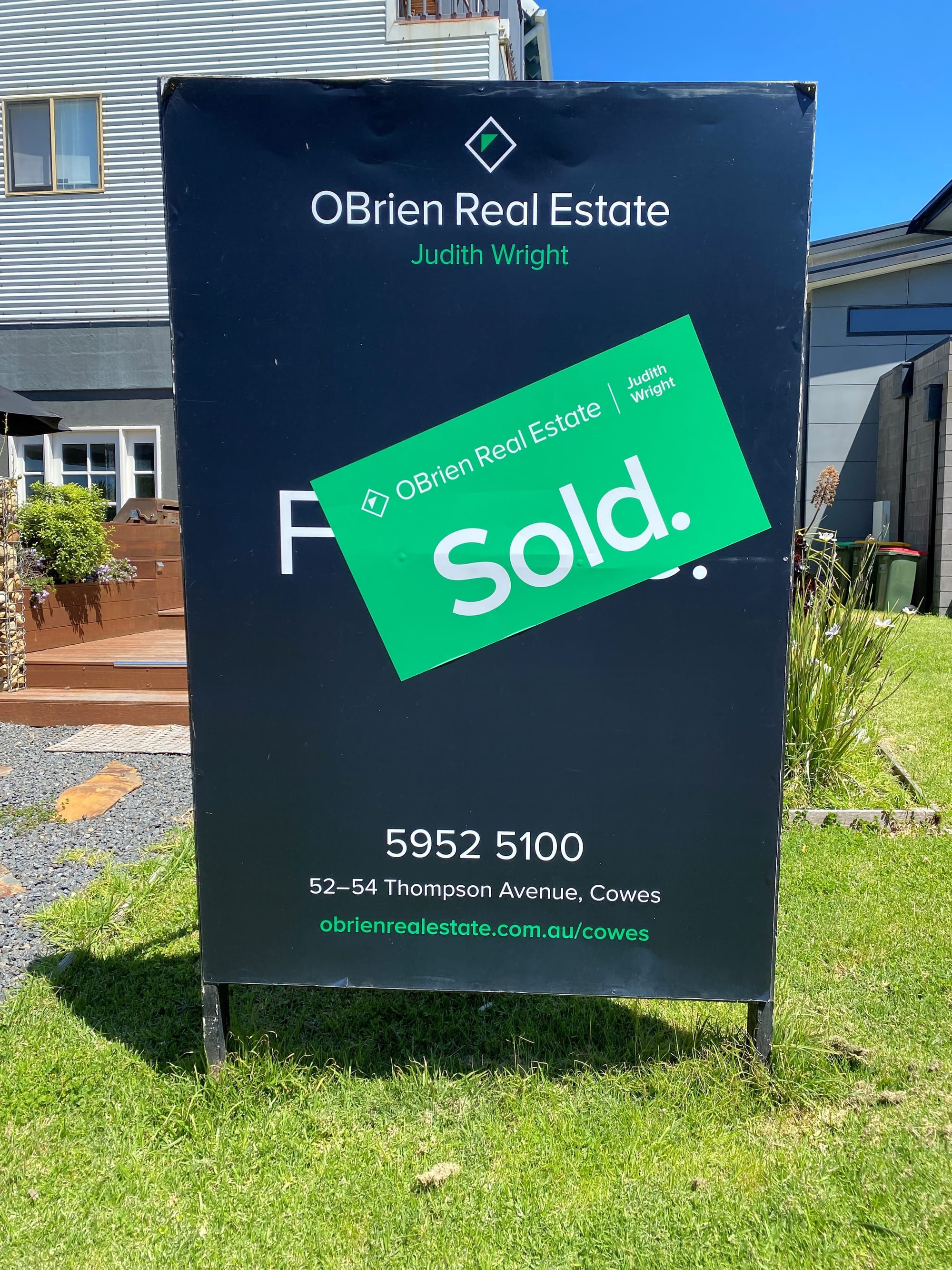 Houses open as visitors return