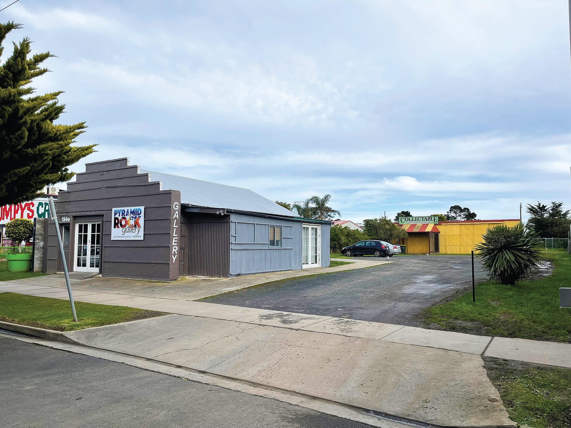 Stack them in: more units, shops for Thompson Avenue