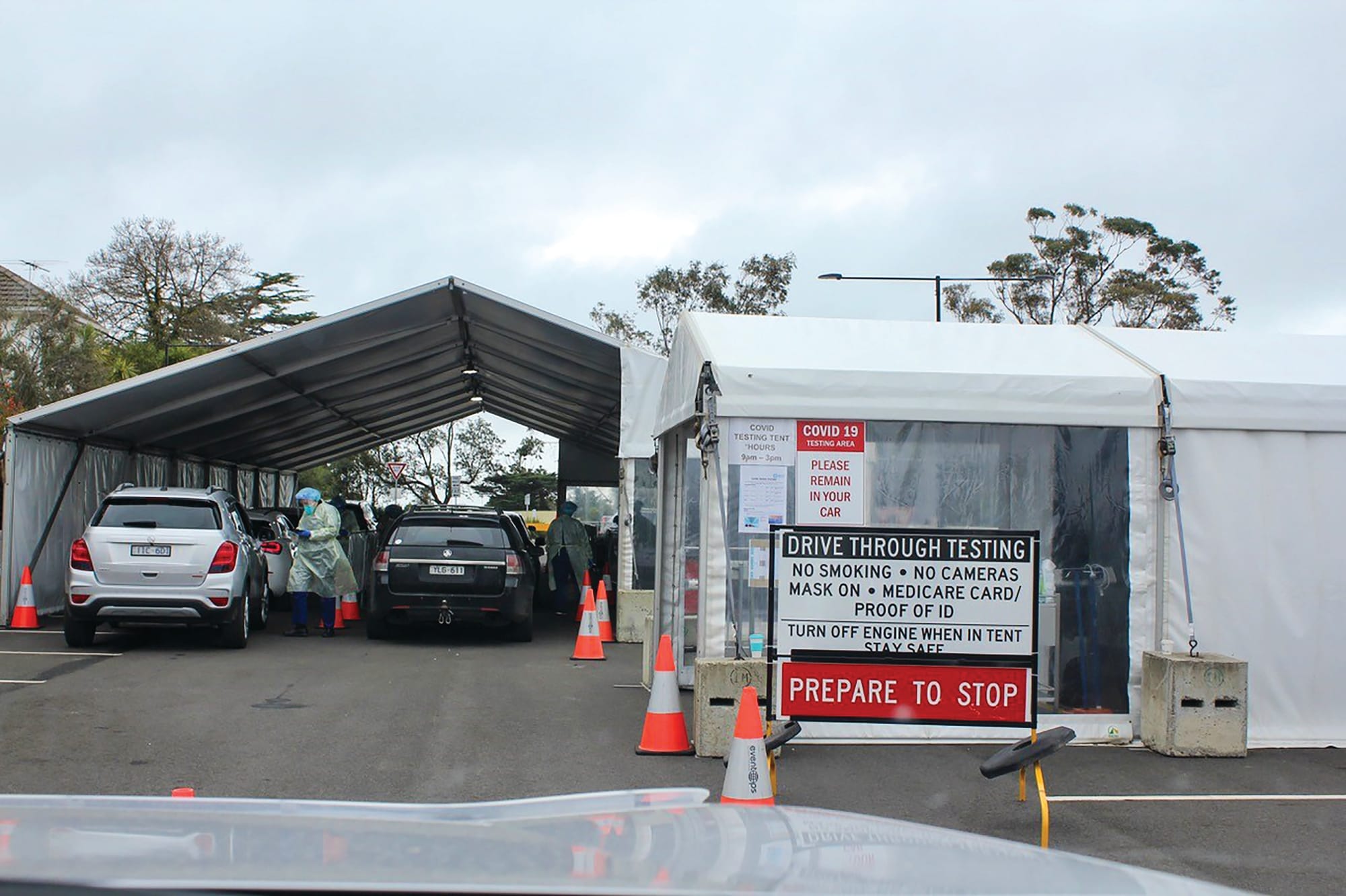 Cowes test tent to remain closed