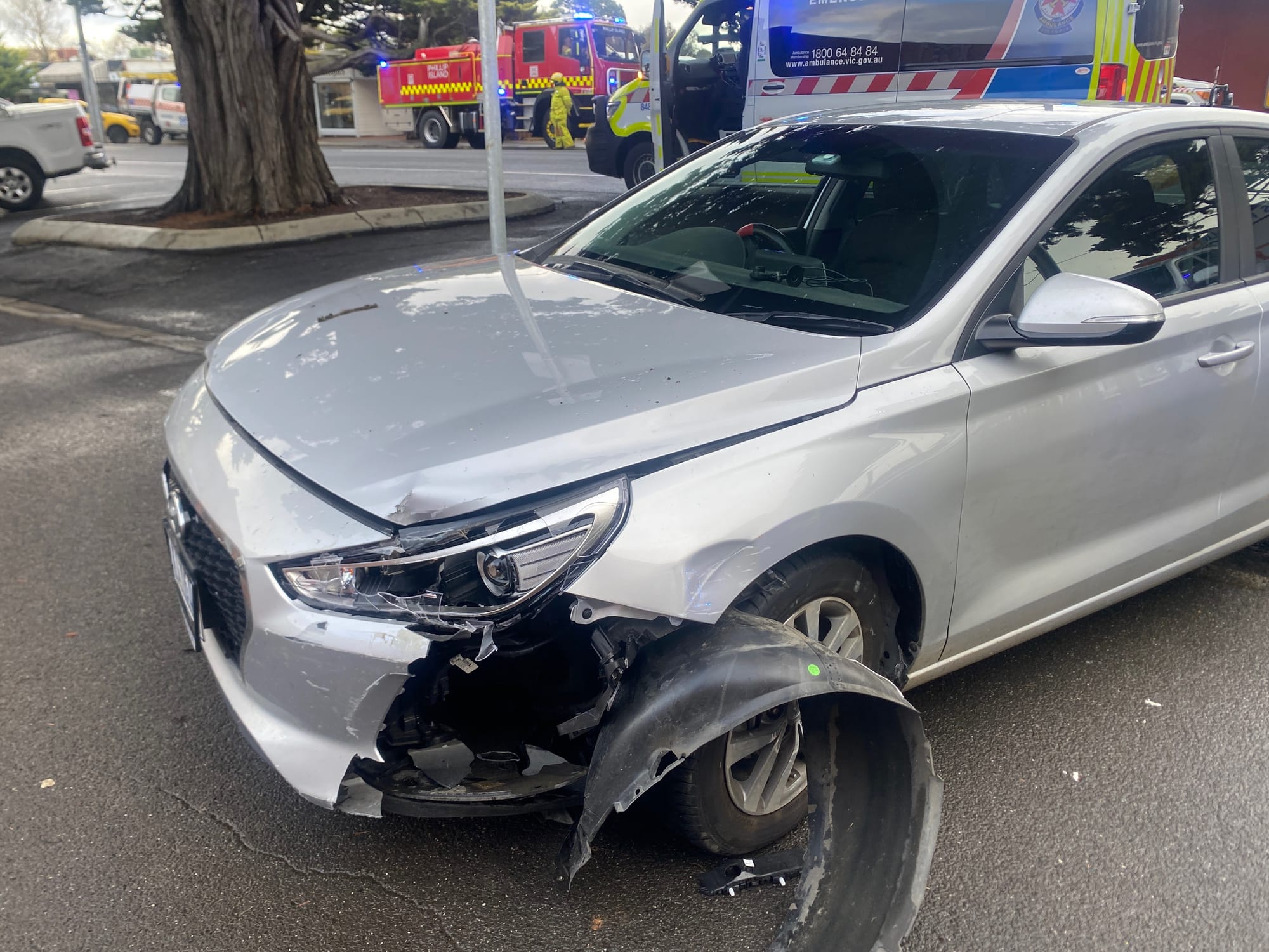 Cowes crash at post office