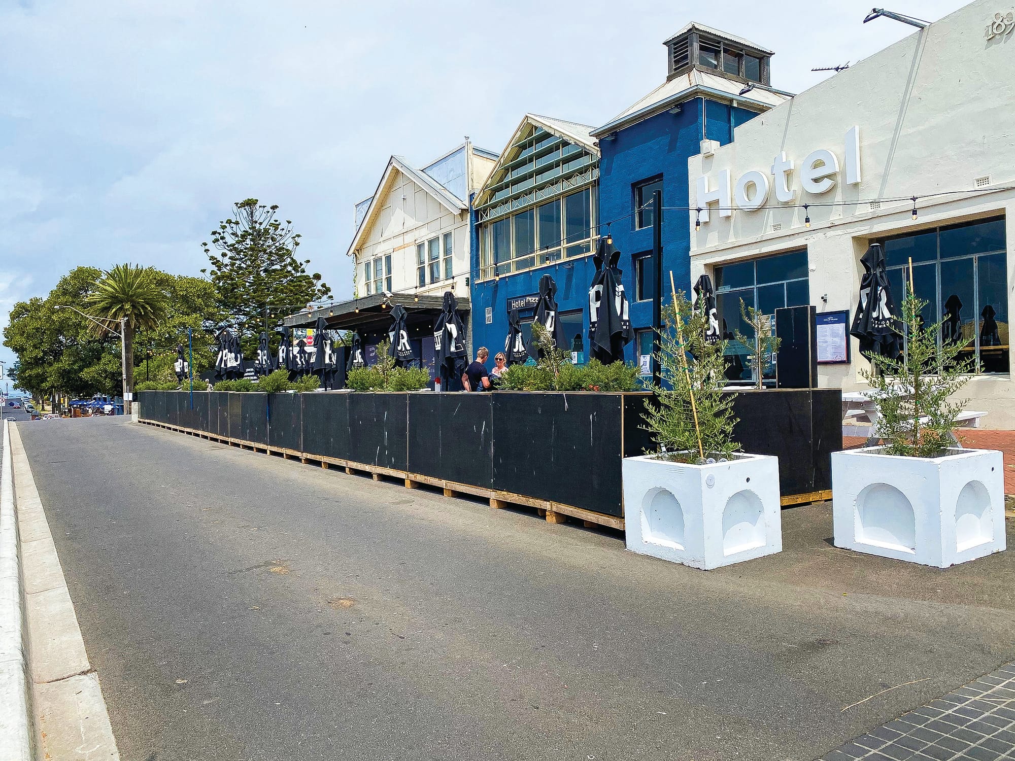 Covid-safe outdoor dining “overwhelmingly positive”