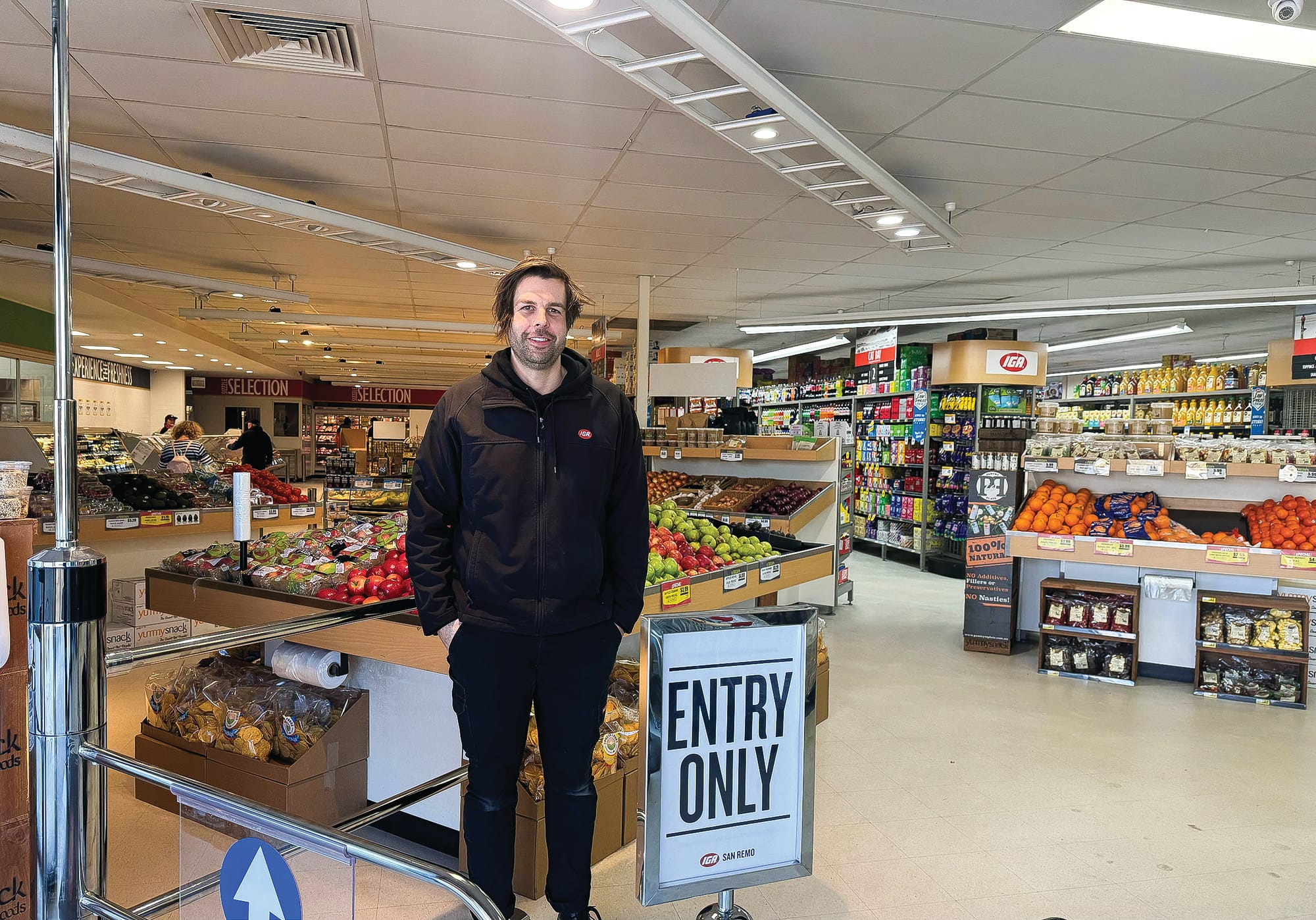 "Trolleys full of groceries" stolen from San Remo IGA