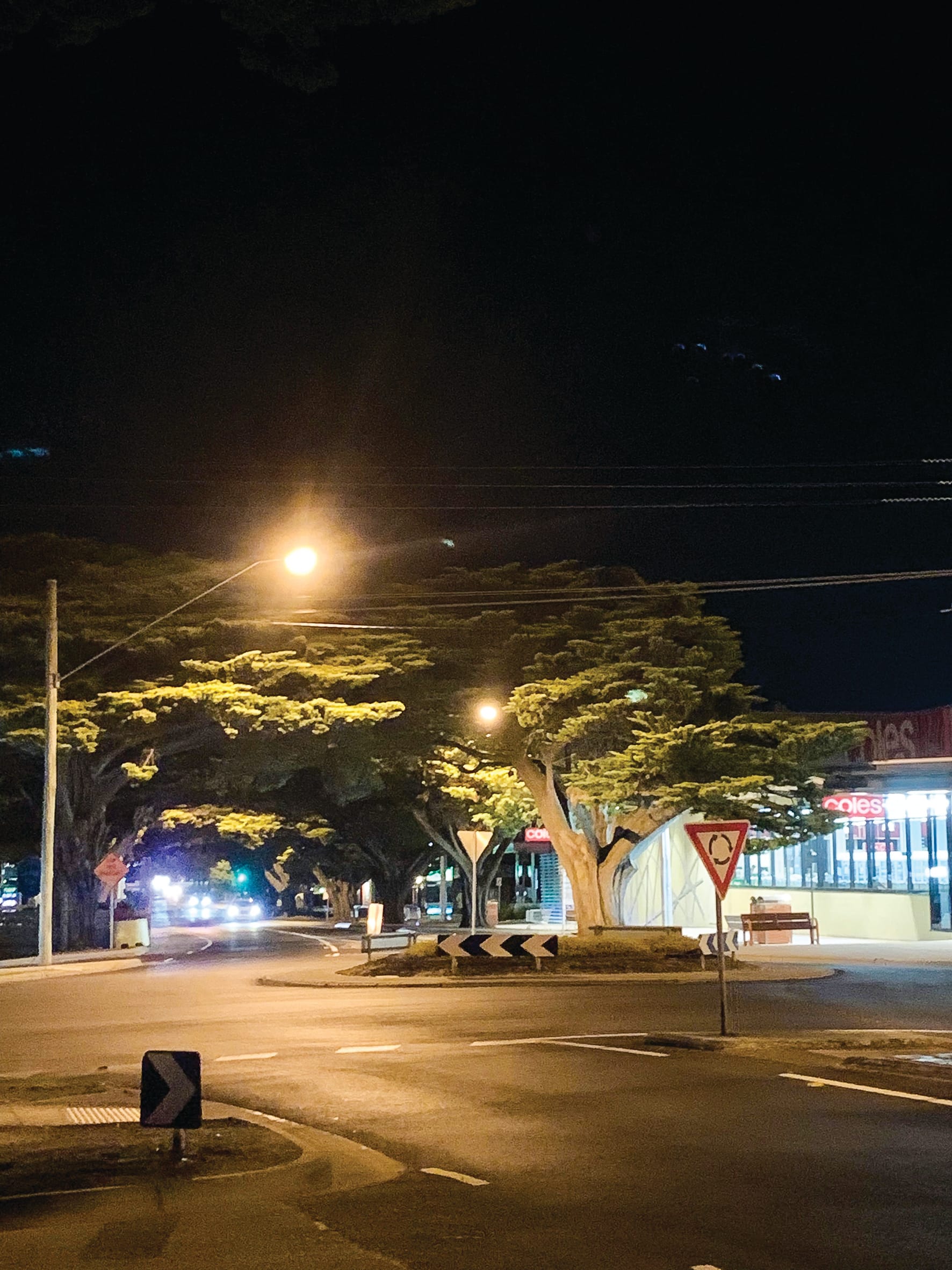 Thompson Avenue street lights in the spotlight