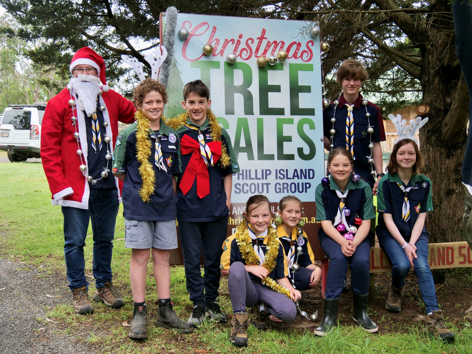 Celebrate Christmas and support the Phillip Island Scouts