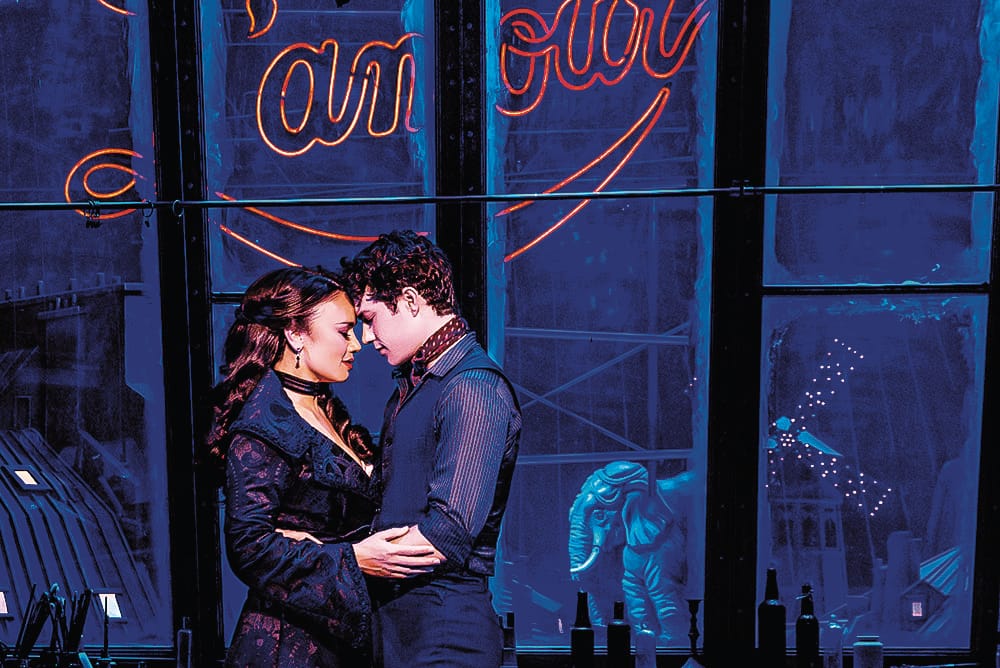 Moulin Rouge live on stage