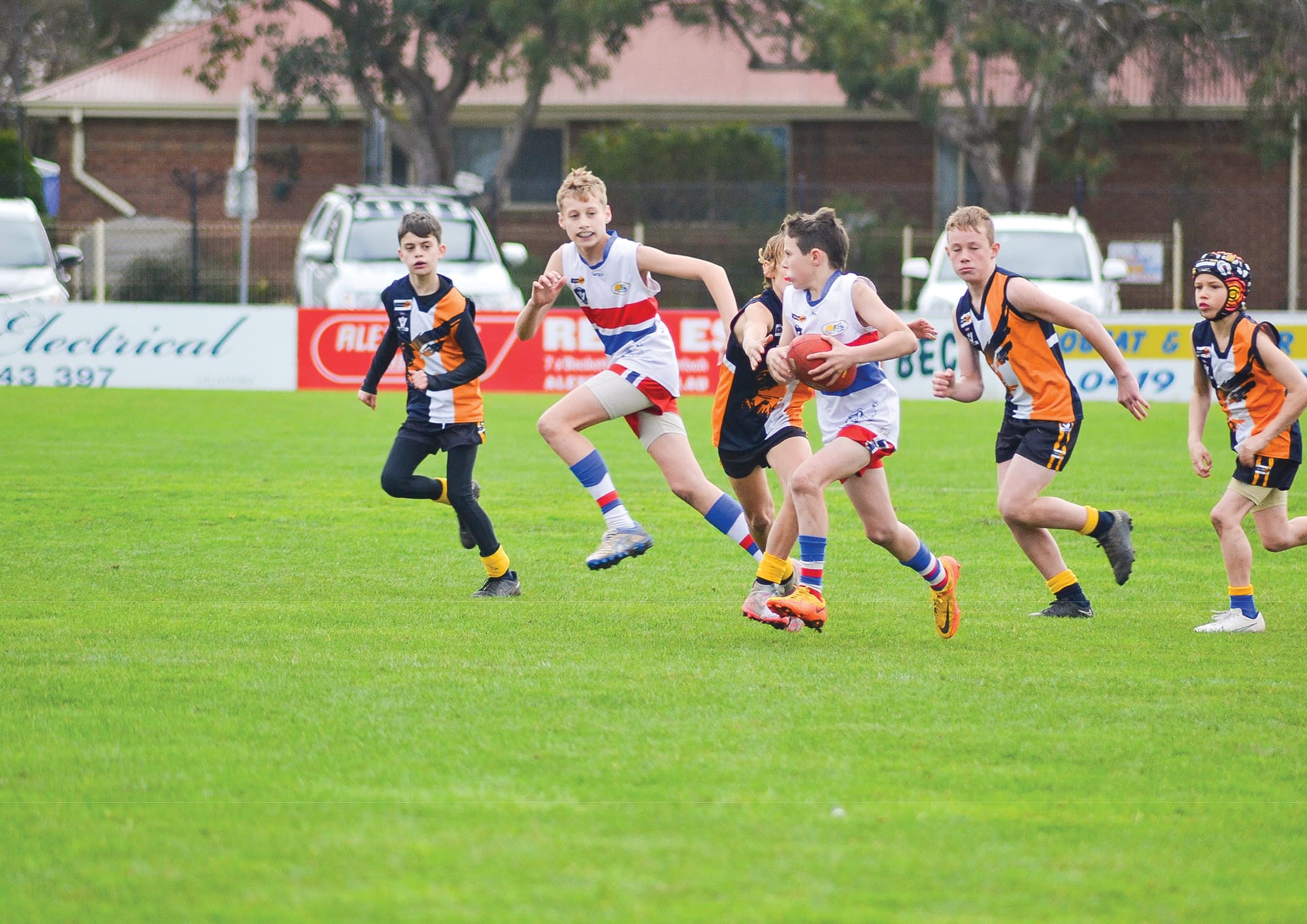 Island takes on Inverloch as juniors battle it out - U14 Red