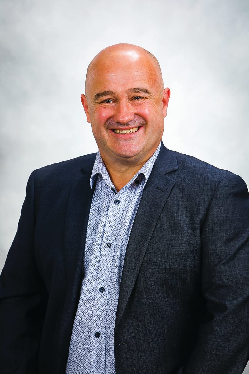 Island bin anger aired on city radio