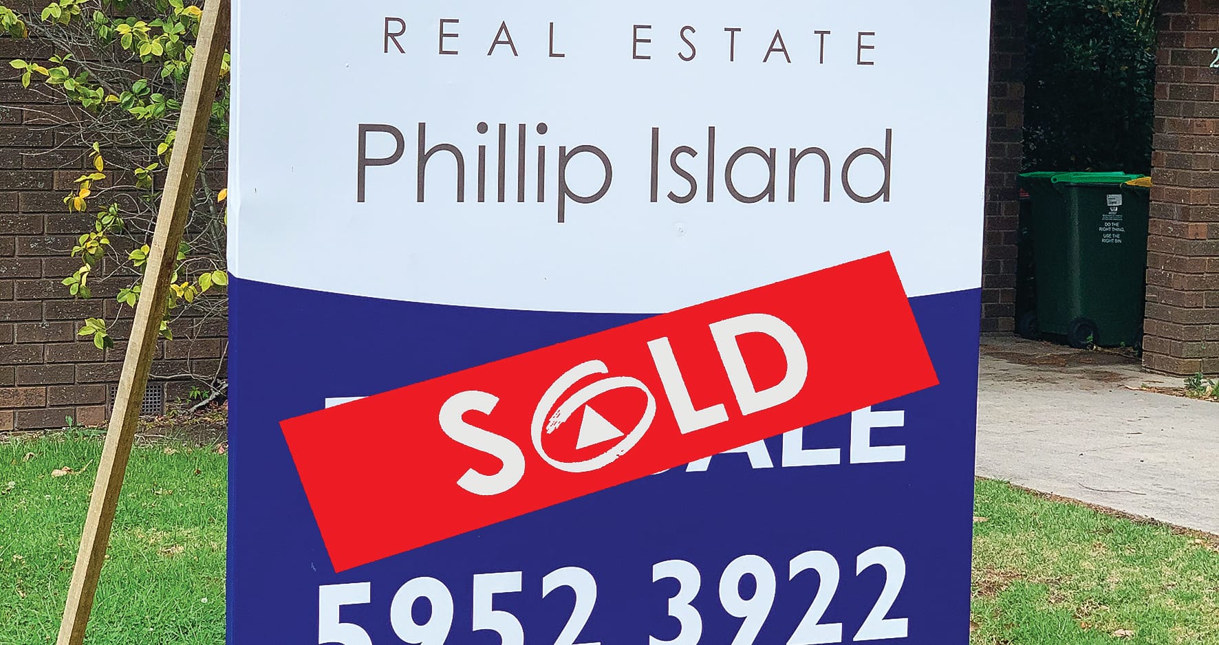 House prices fall, but softly