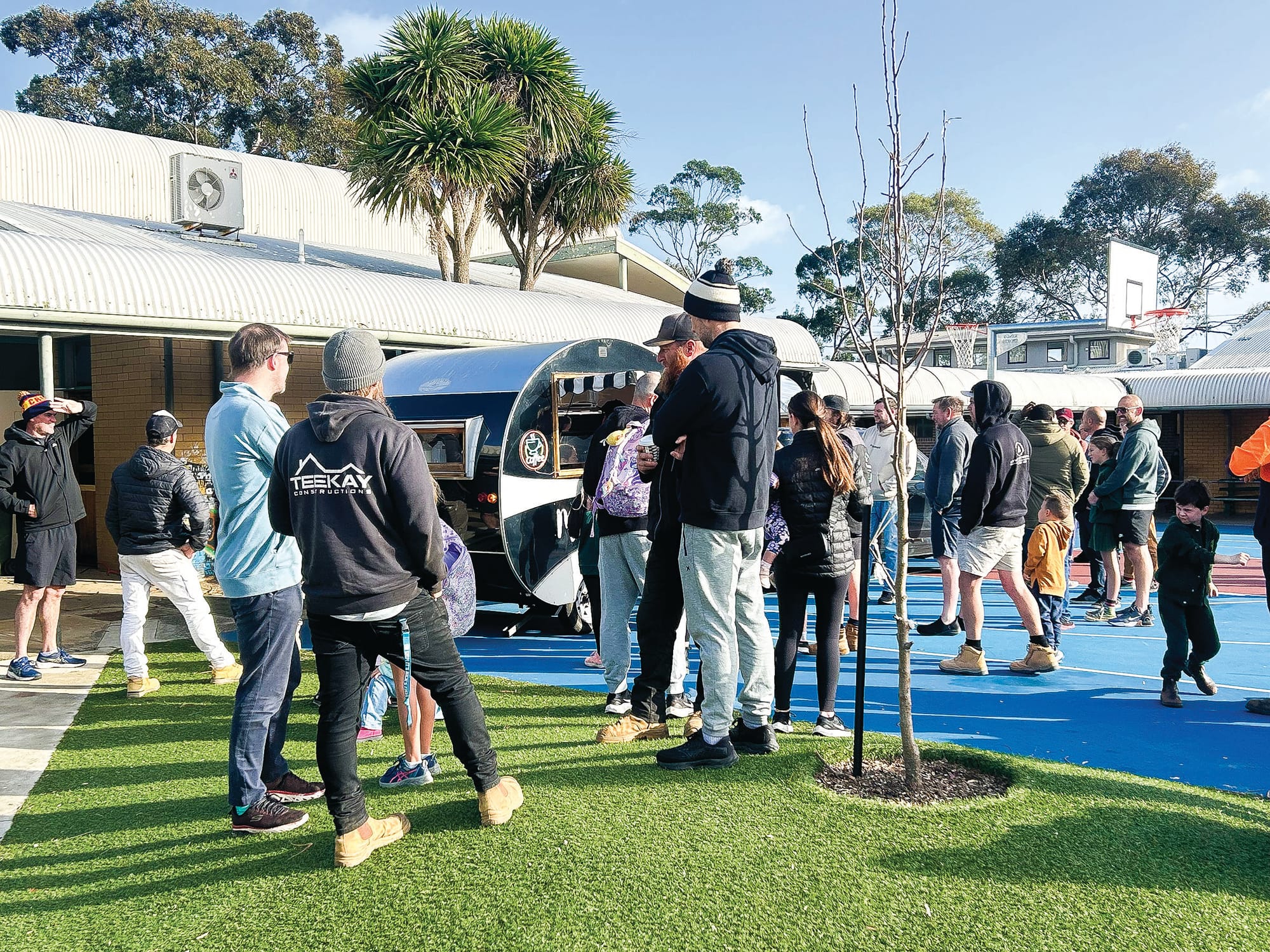 "Shout" out to dads!