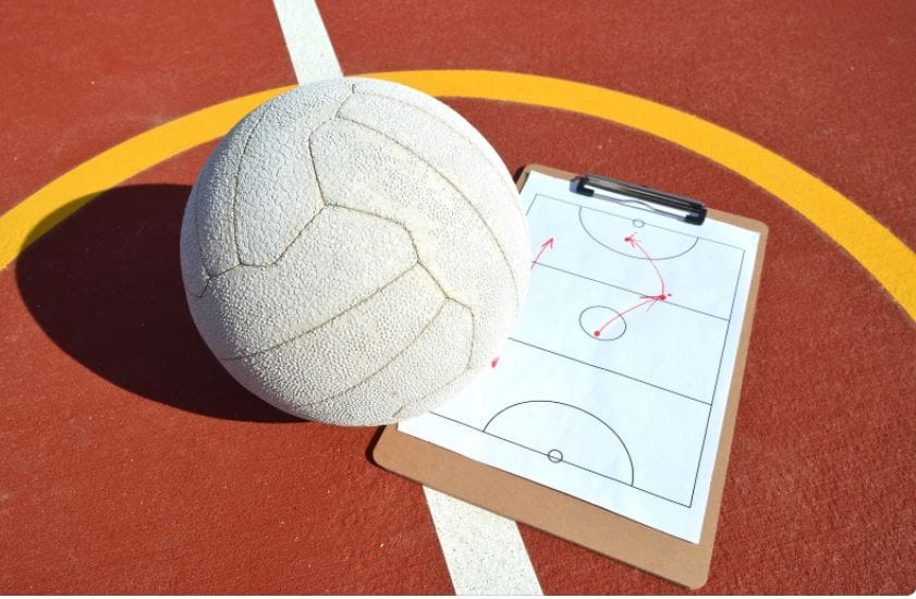 Island netballers take on Inverloch - U17s