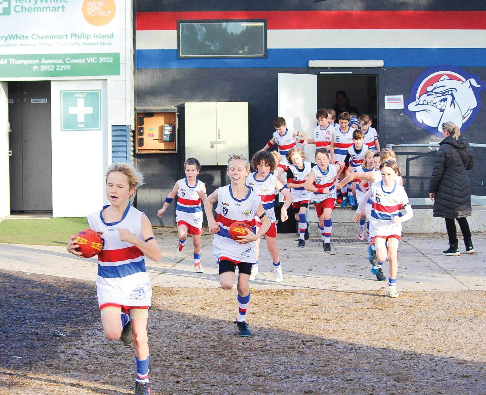 Mixed results for Island juniors