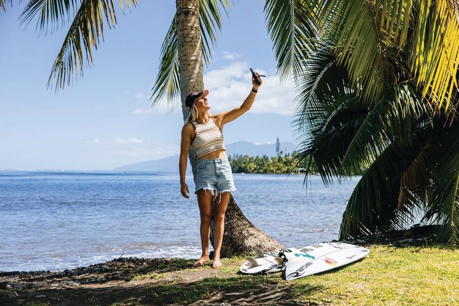 Youngsters go online