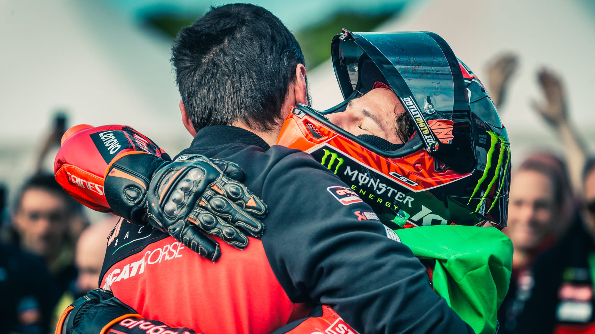 Bulega takes maiden victory in debut race