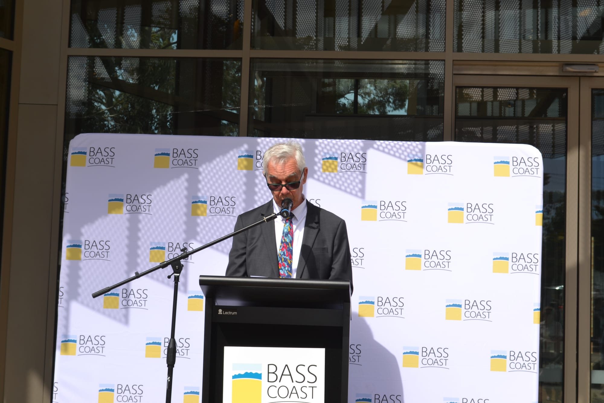 Berninneit: Come gather together