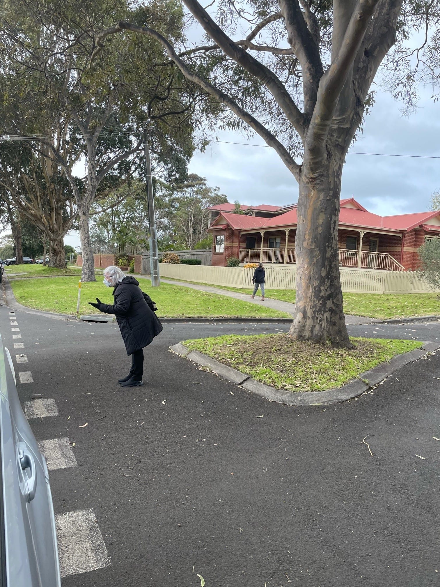 Long queues as islanders line up for tests