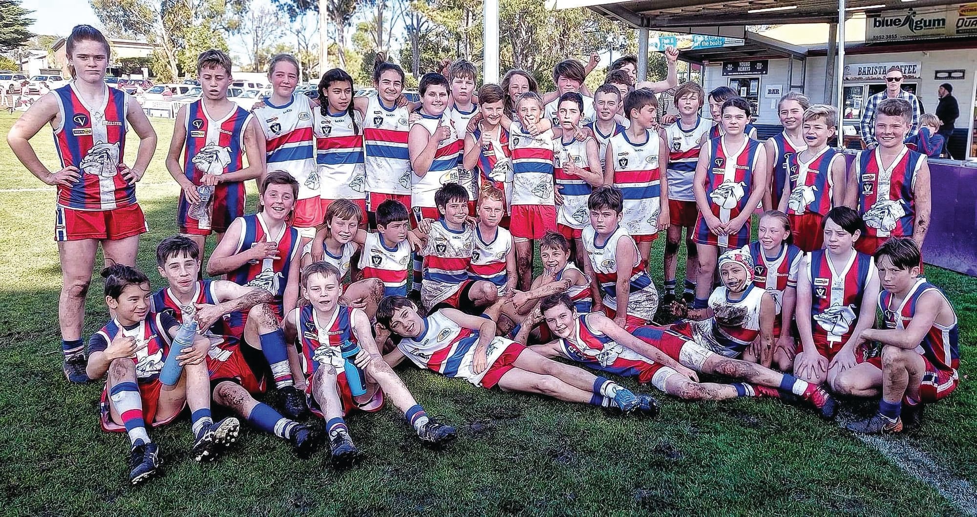 U12s - Footy juniors battle it out in Derby Day