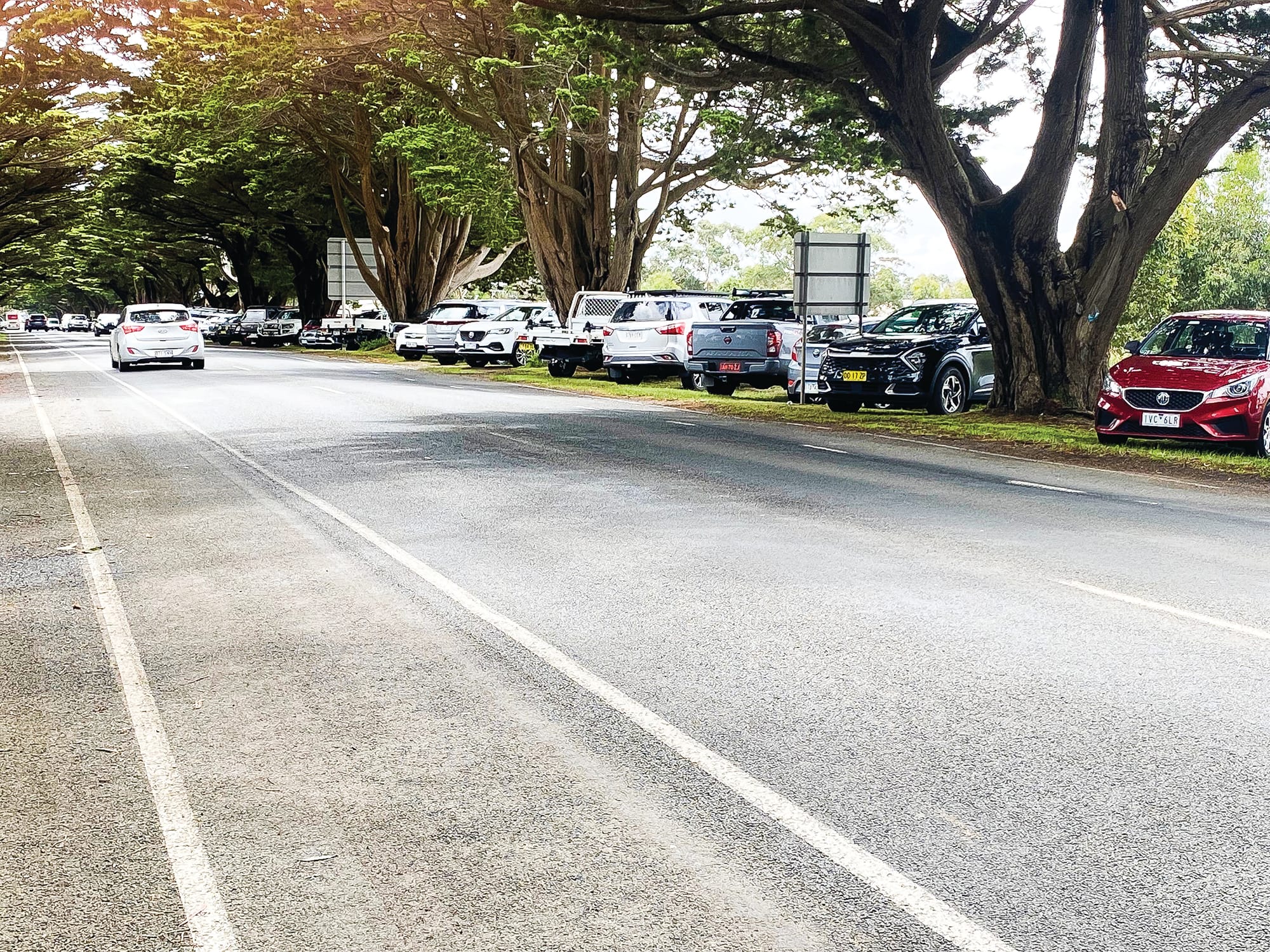 Wet weather dampens start of GP