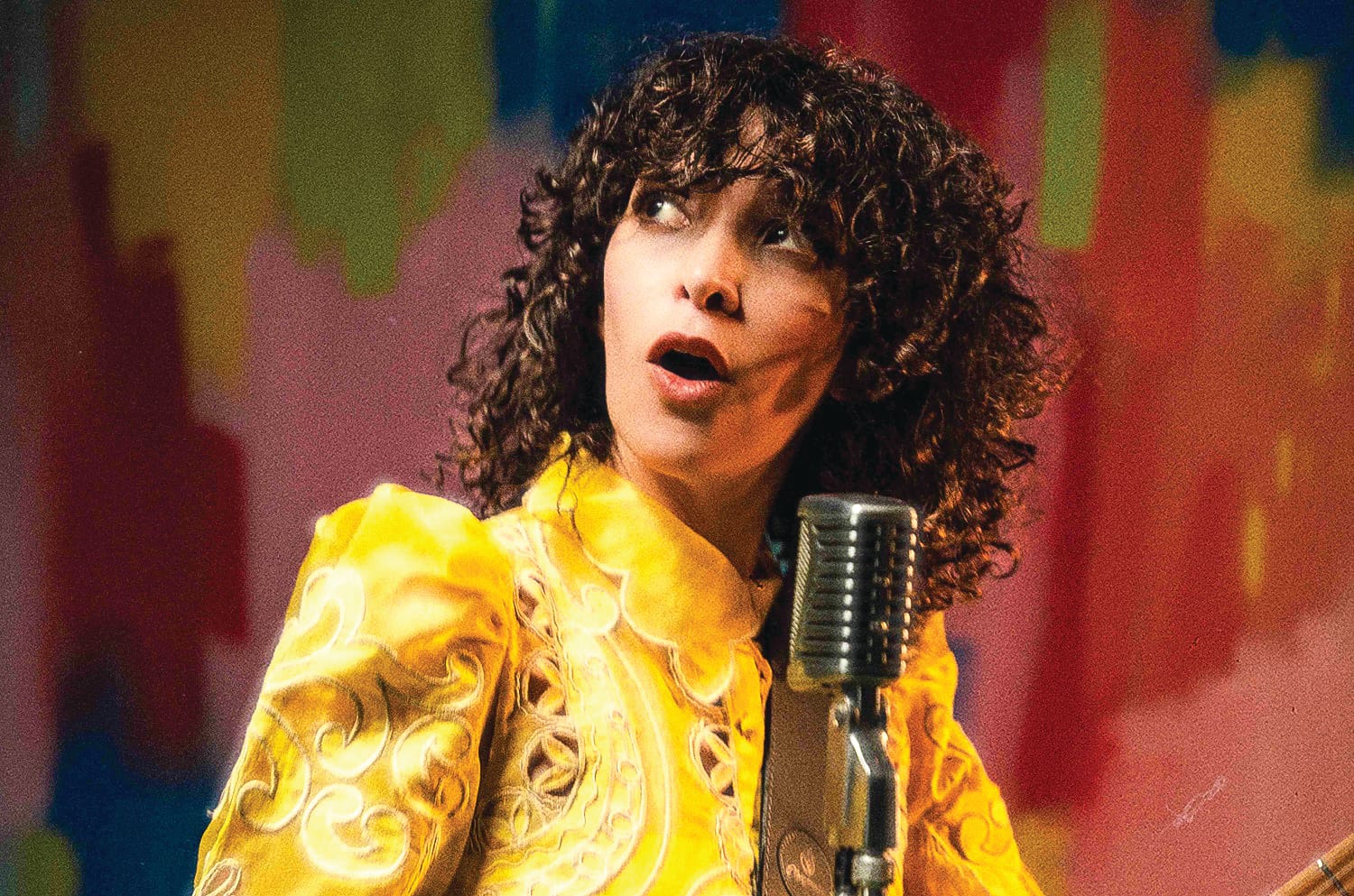 Caravan rolls out of town