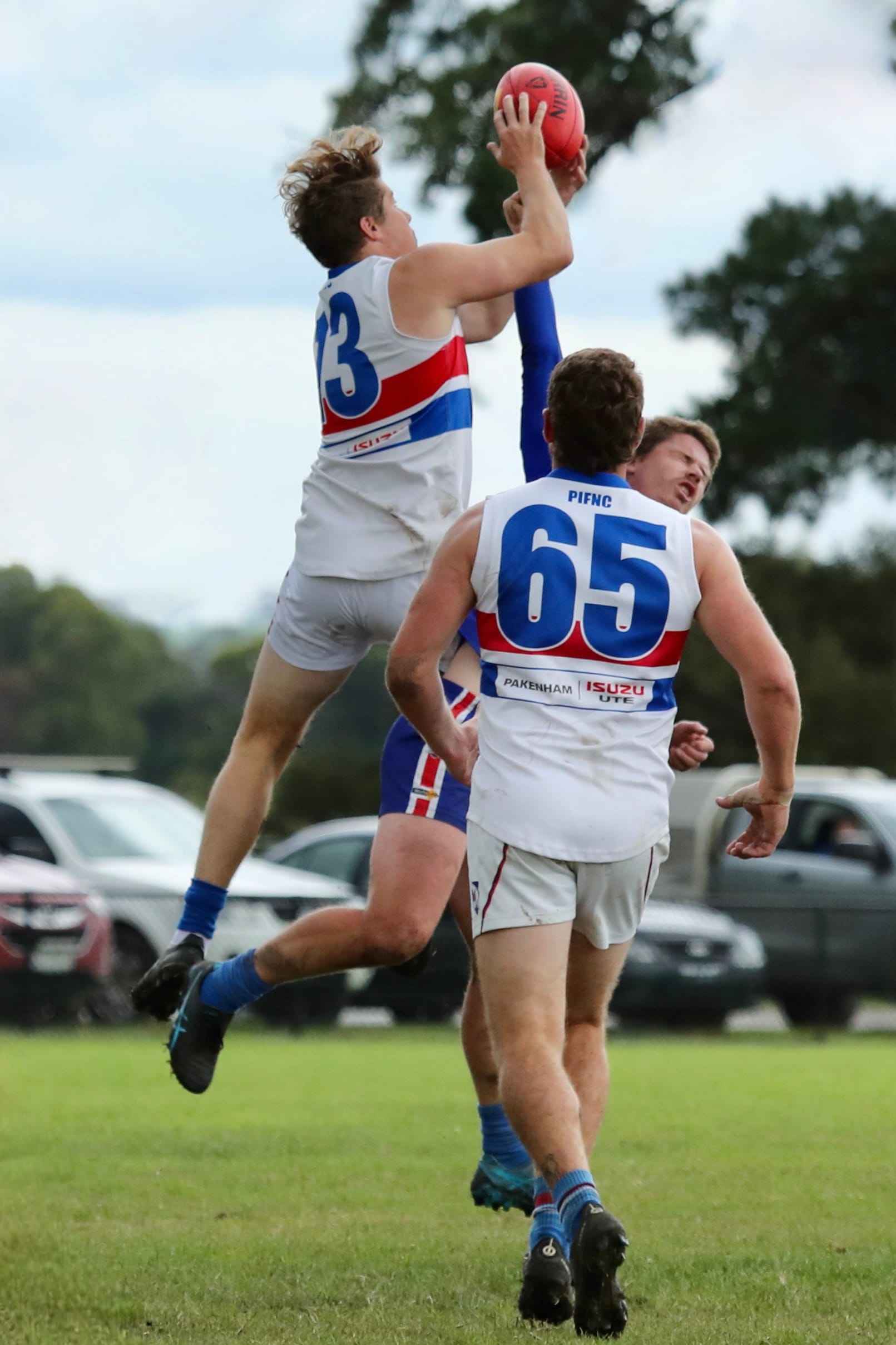 Island Bulldogs prove too strong in goal-filled Bunyip clash - Seniors