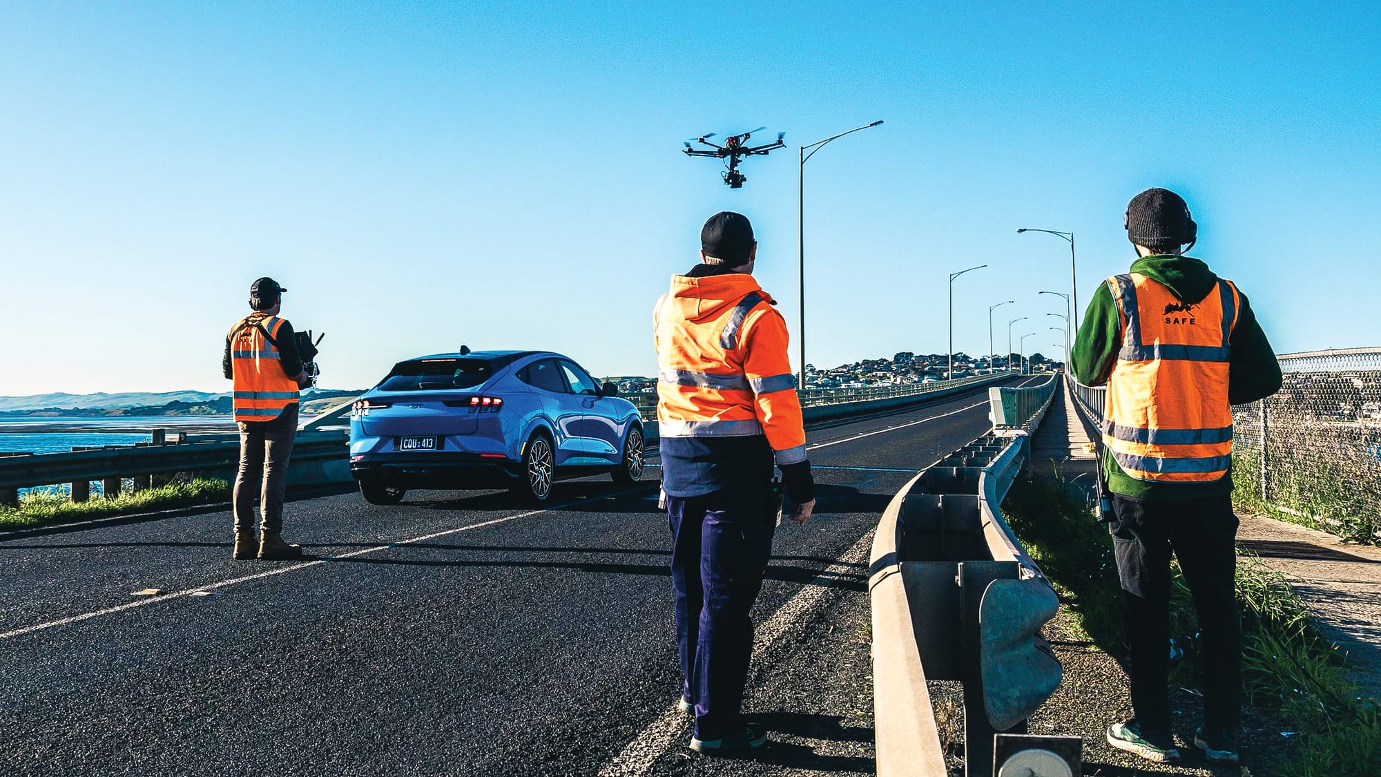 Ford ad closes bridge