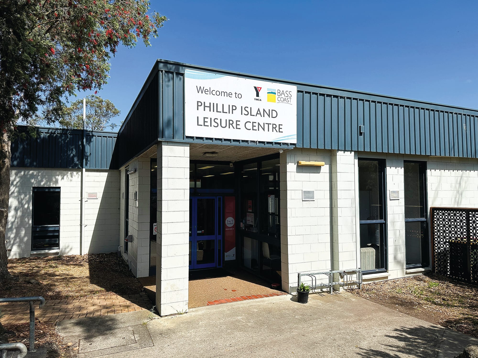 Y out, Aligned Leisure in