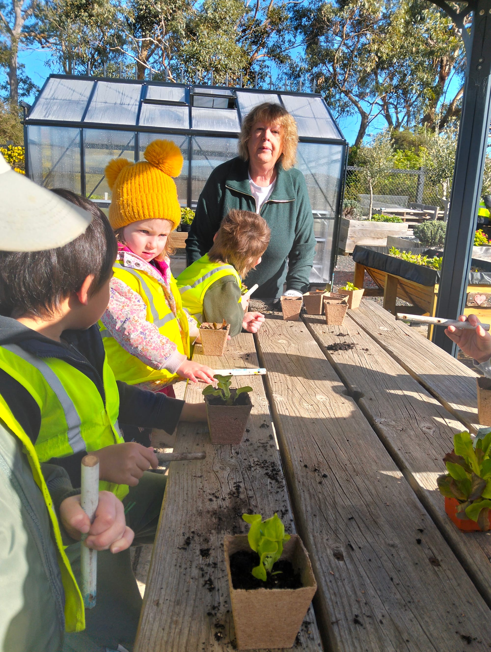 Little garden explorers' day out
