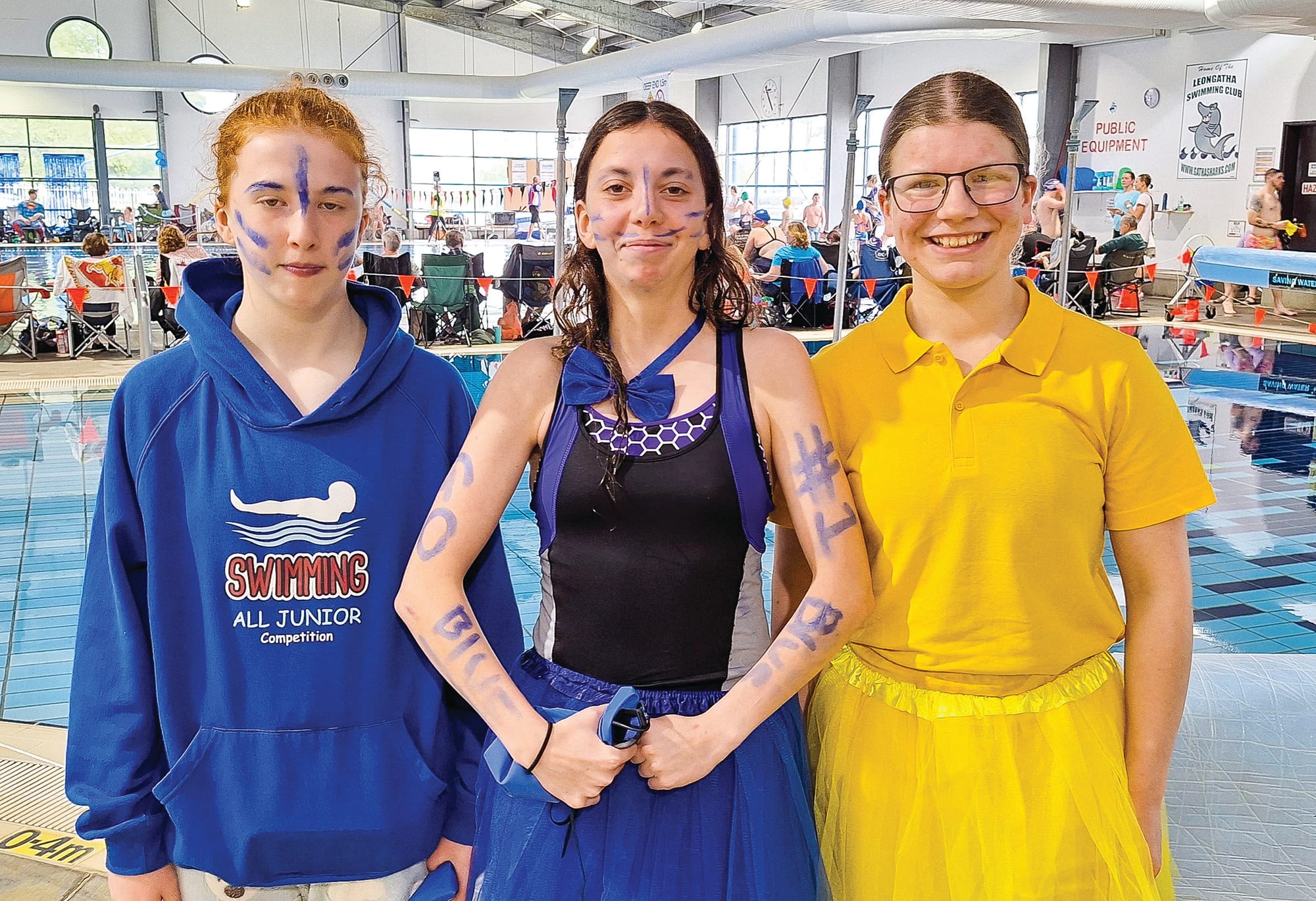 Duel in the pool - SGB divided for fun