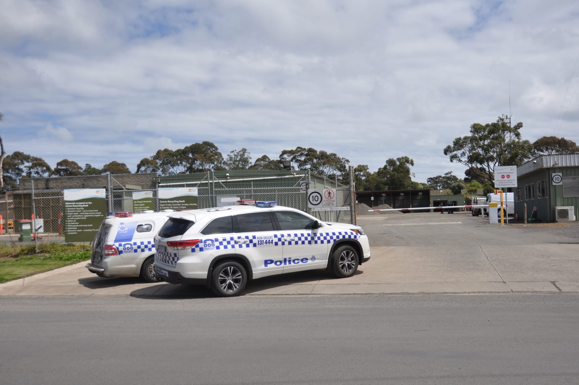 Bomb response at Cowes depot