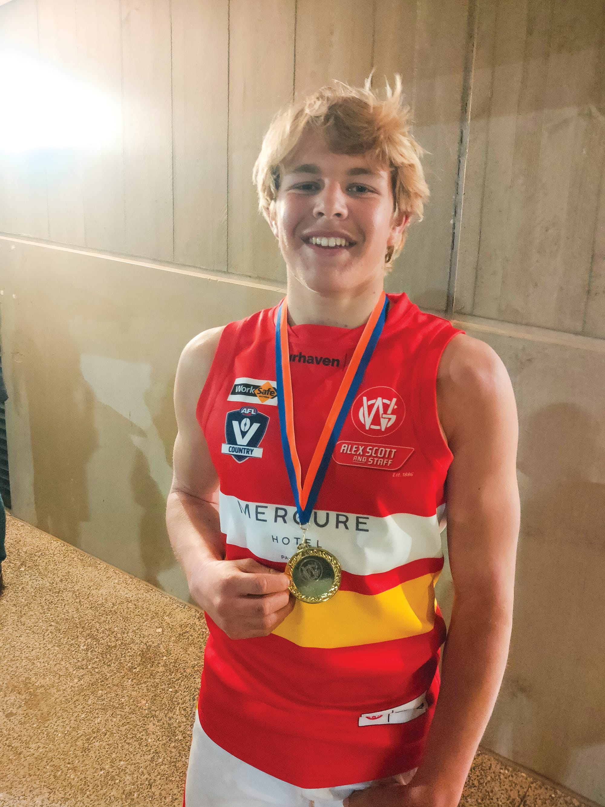 Interleague match under lights