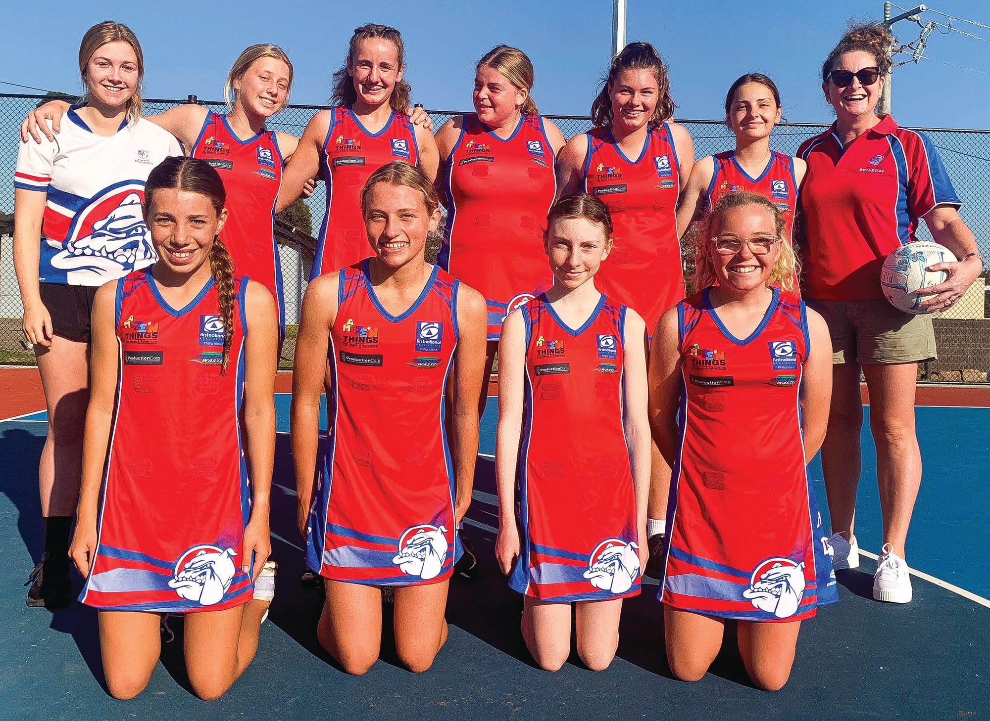 Trying conditions and mixed results for netballers