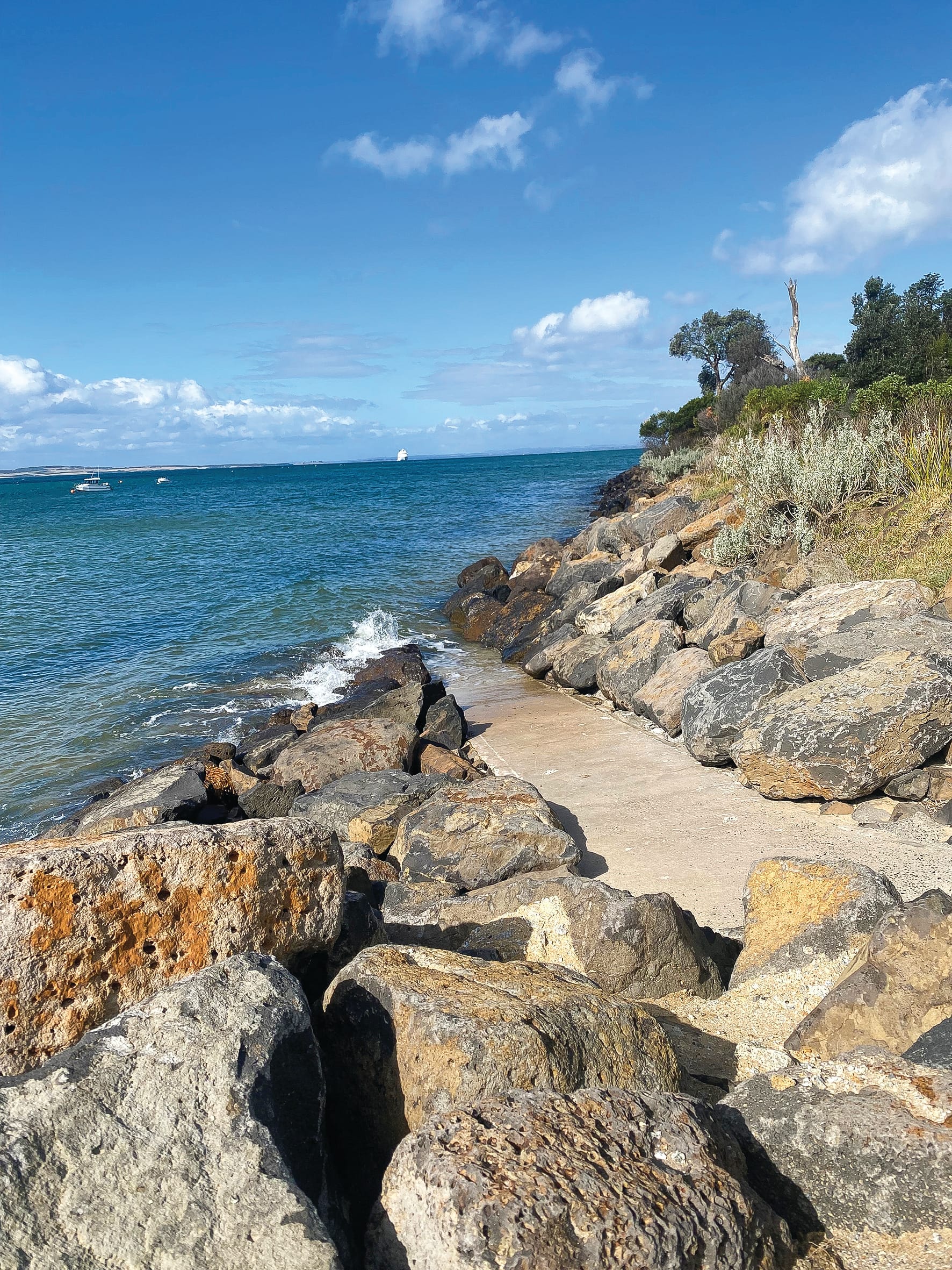 Cowes erosion concerns shift east