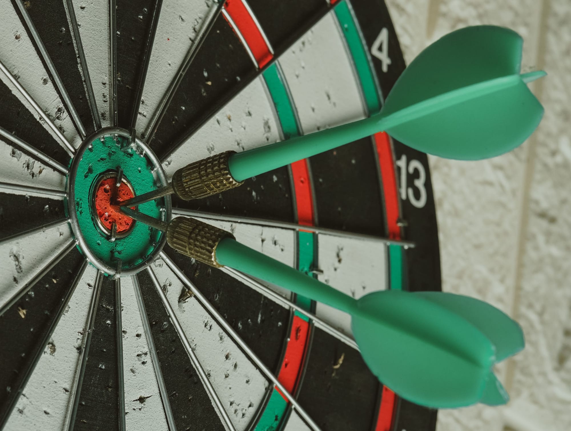 Legends return and tense competition ensues