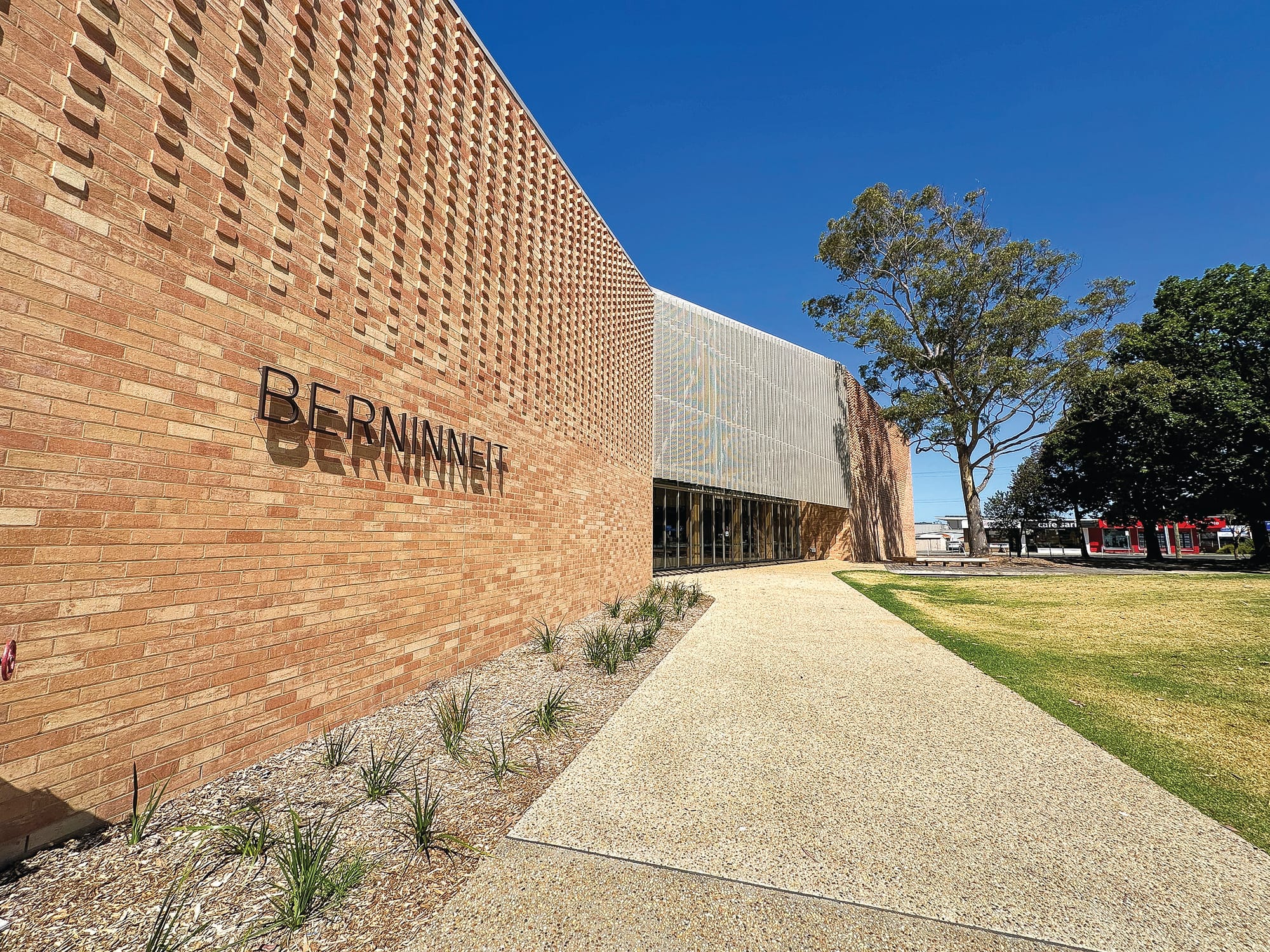 Berninneit fees unaffordable: community arts group