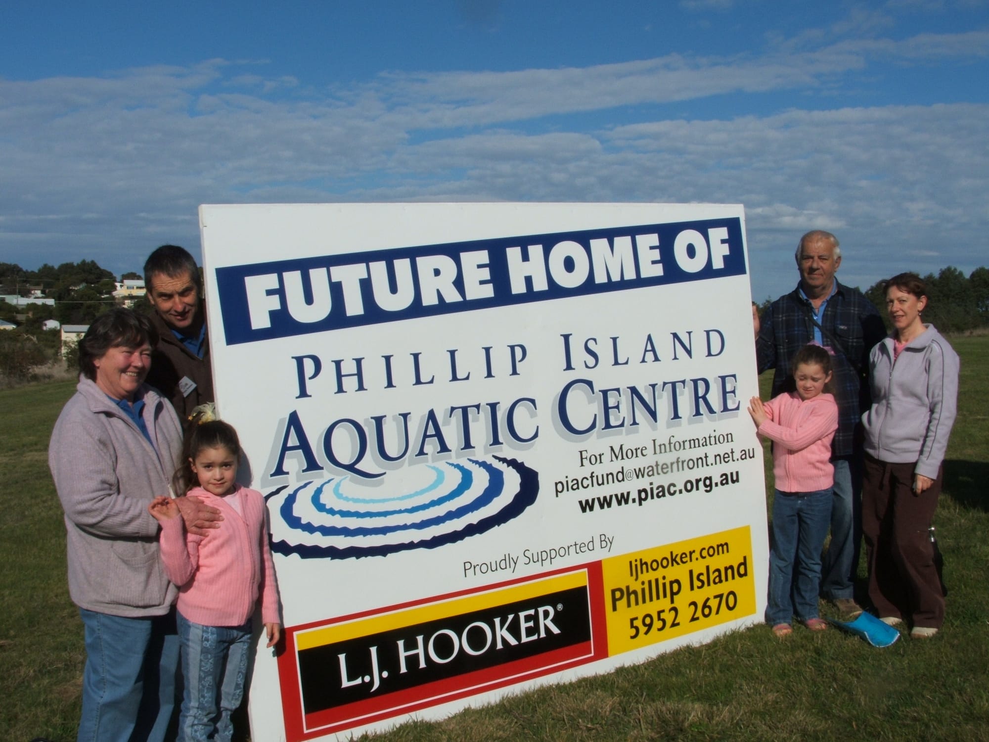 Keep the pool "fight alive"