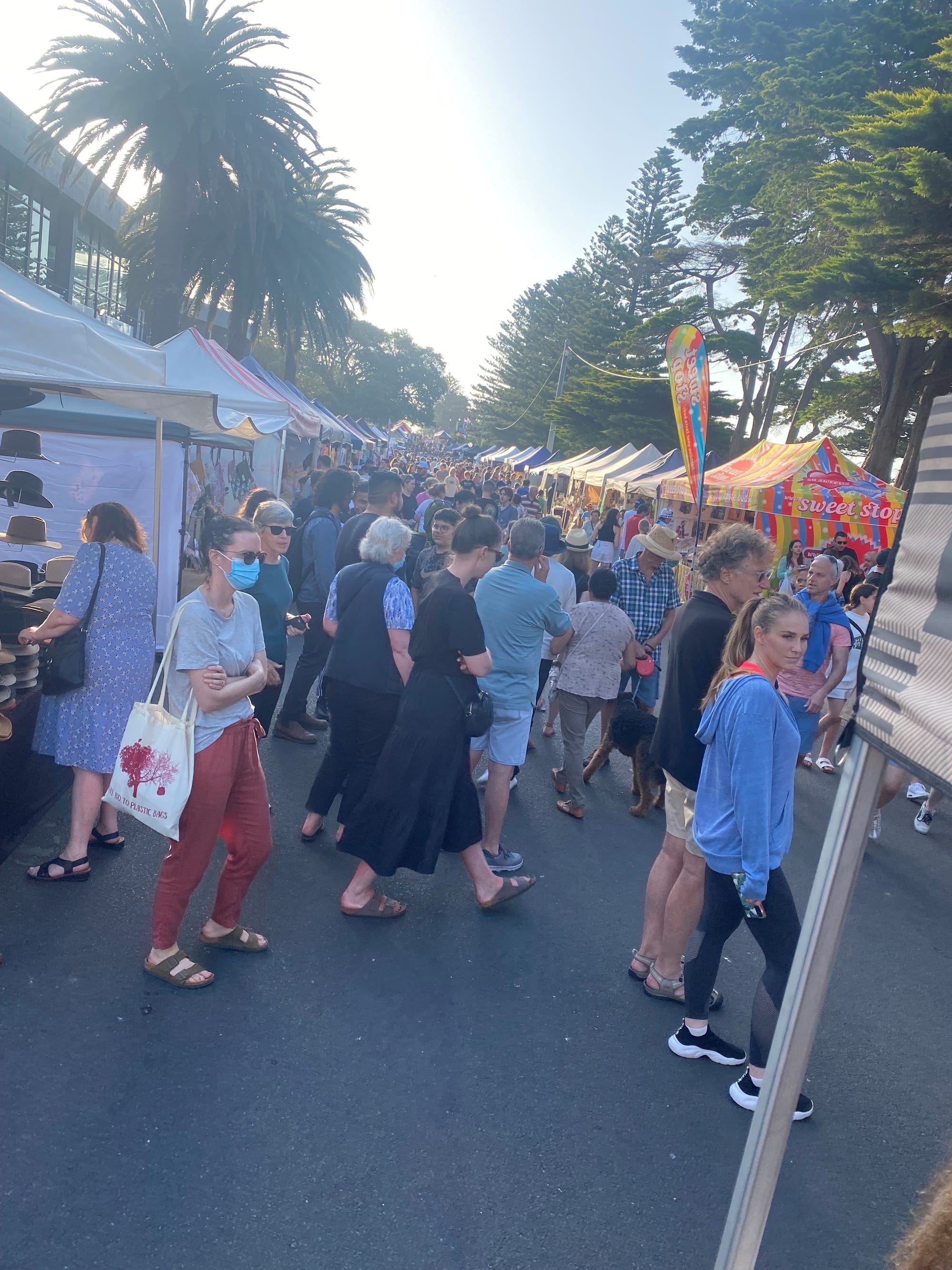 Island Foreshore Market
