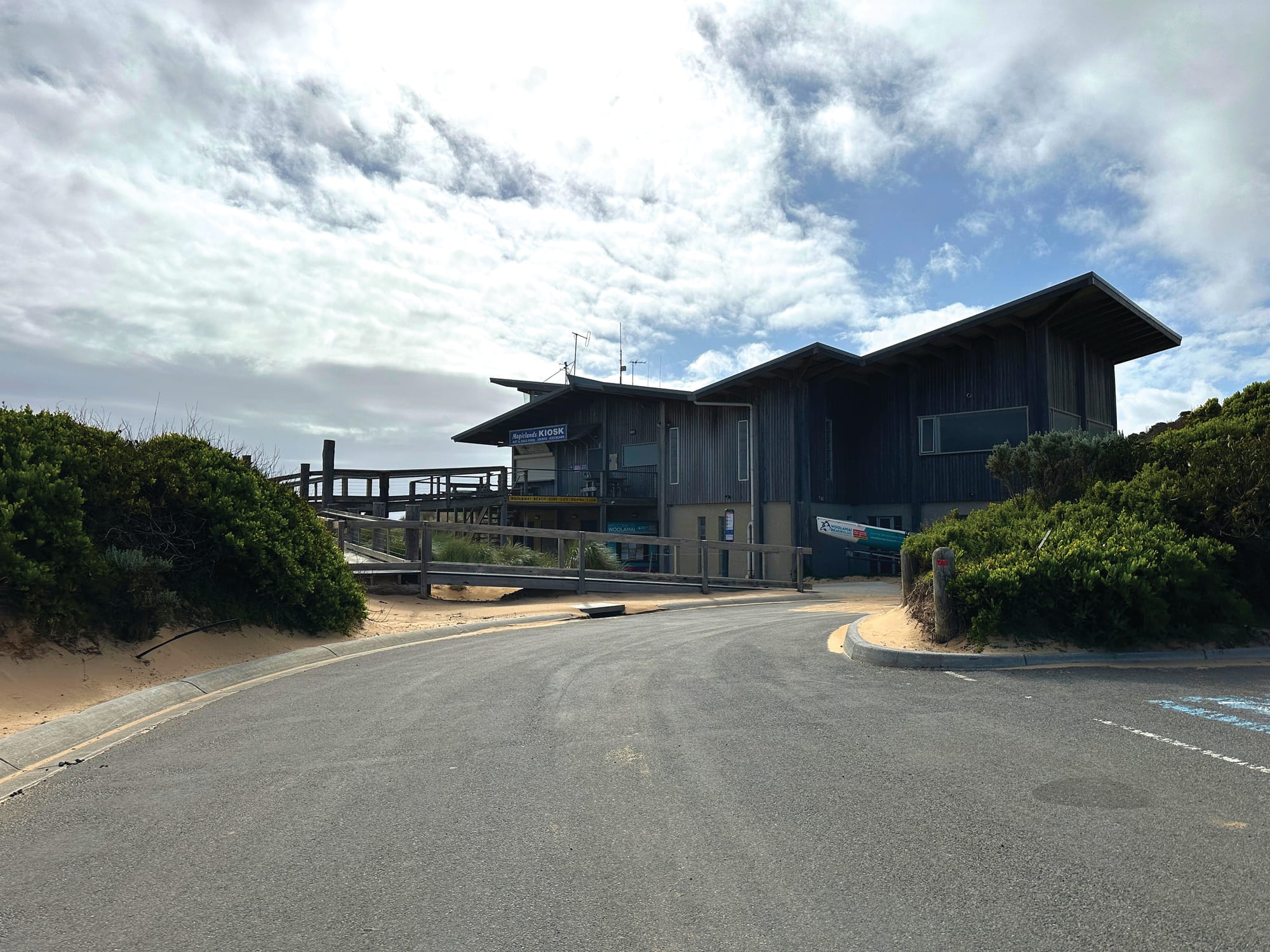 Local community supports surf lifesavers