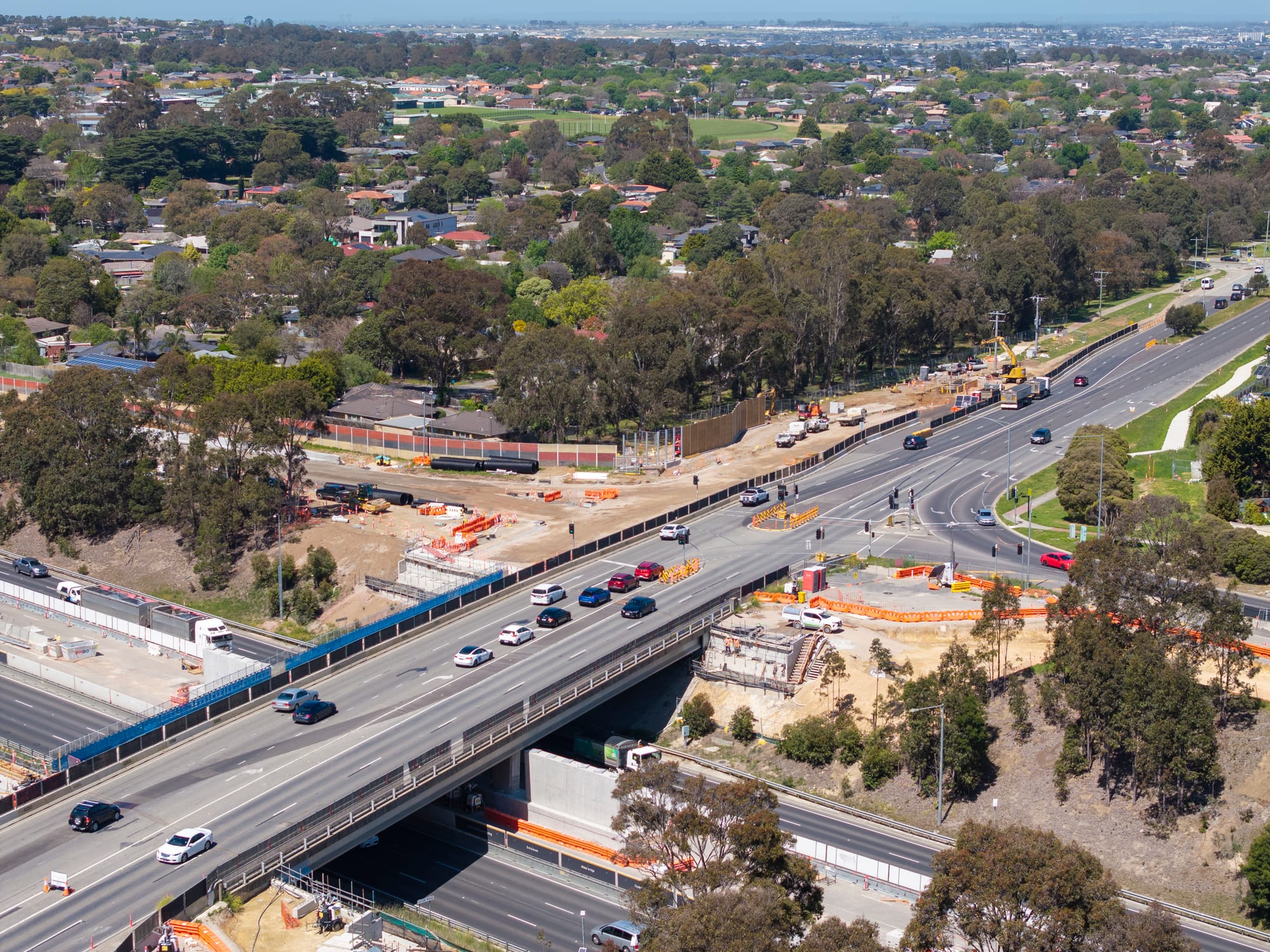 City bound or travelling to Berwick? Plan for delays
