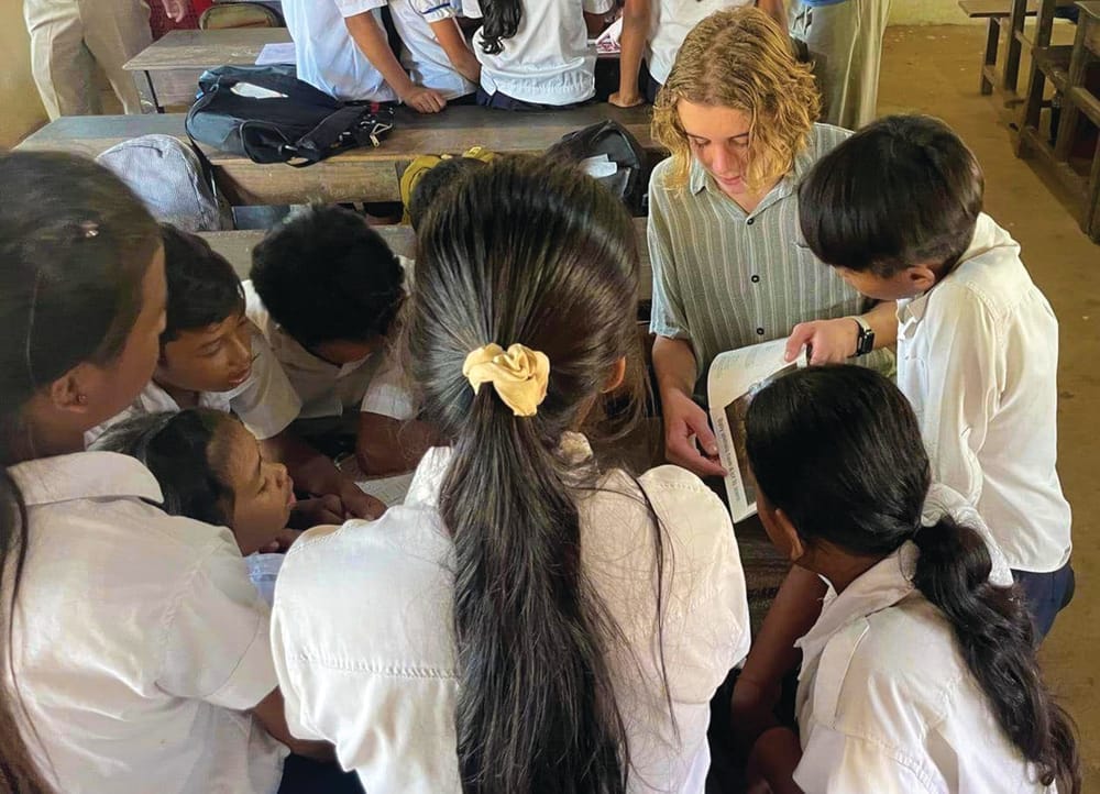 College kids travel to Cambodia post image