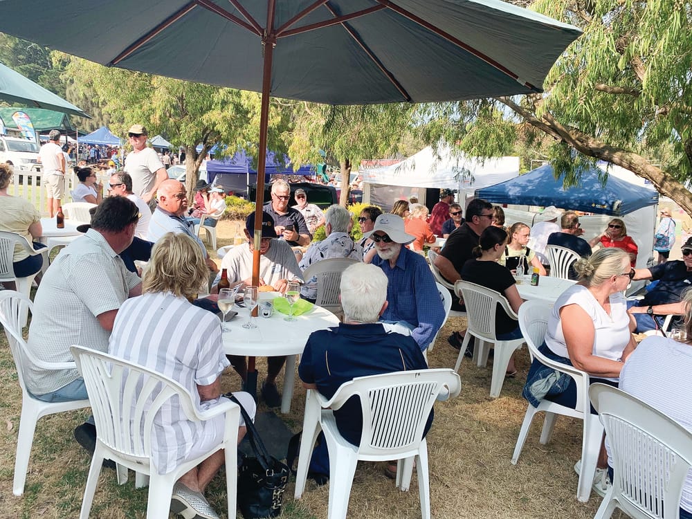 Rhyll Twilight Markets: a festive gathering for all post image
