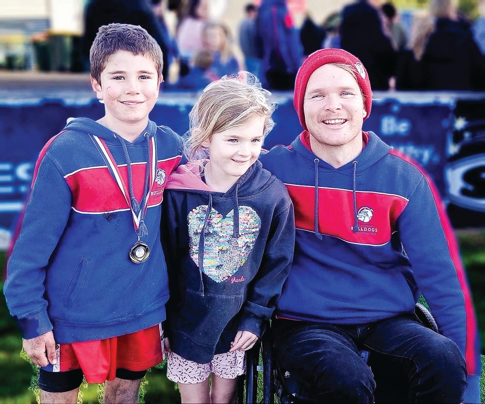U10 Blues - Footy juniors battle it out in Derby Day post image