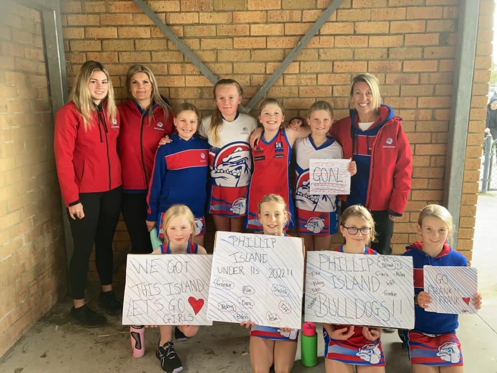 Great season for our U11 netballers post image