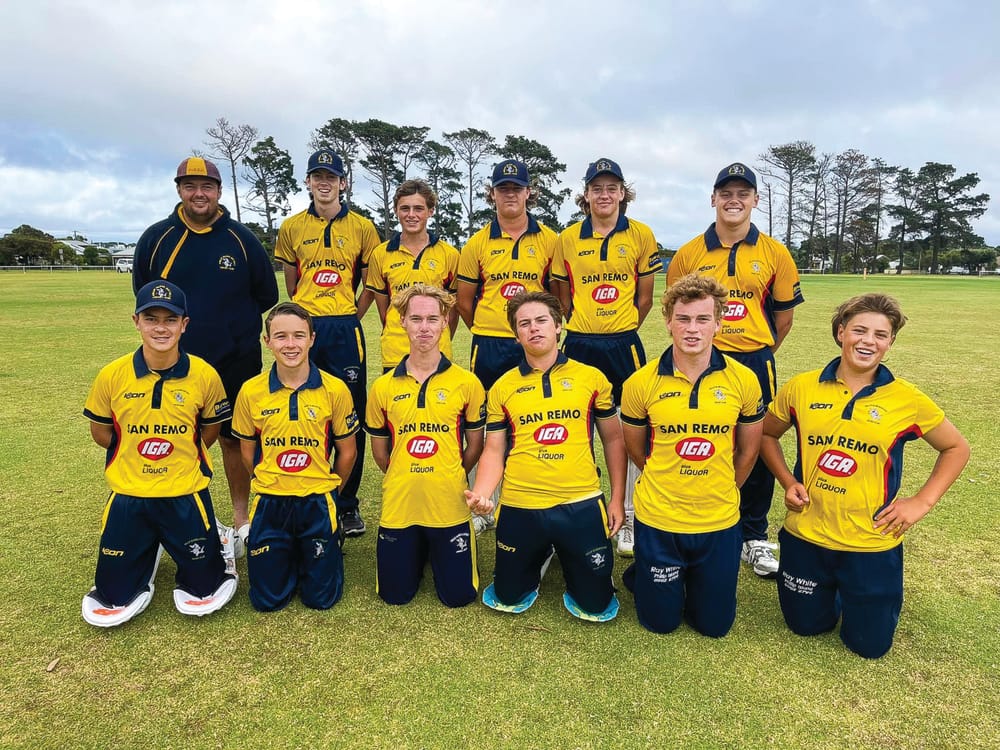 U17s win the semi final post image