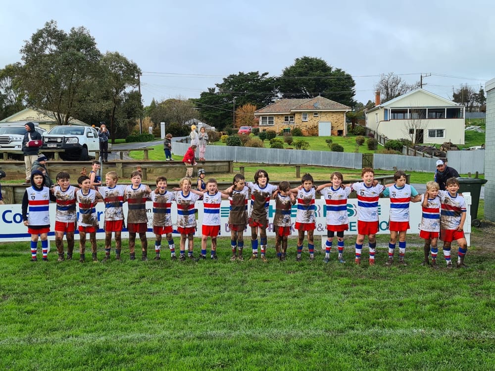 Reds brave the weather and shine post image