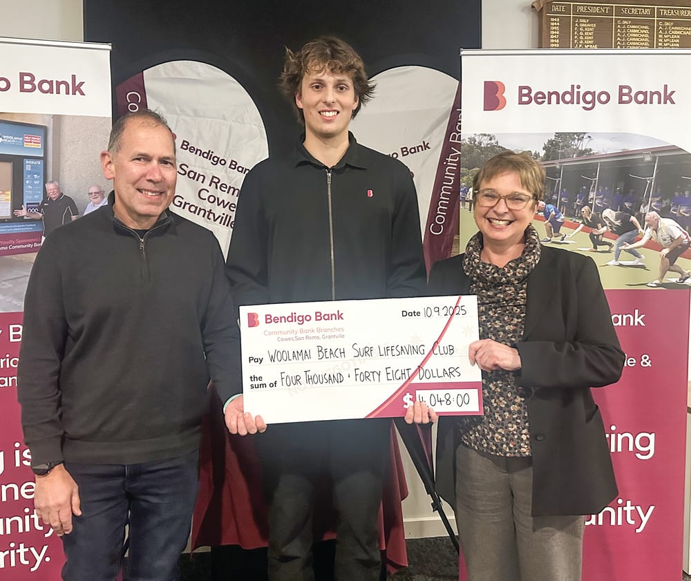 Community bank gives back post image