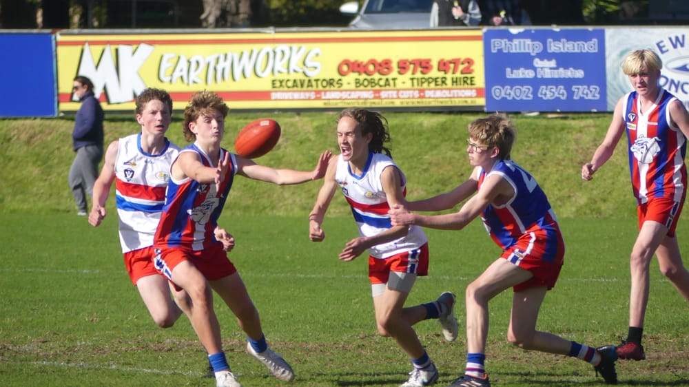 U14's Red take the win from their mates! post image