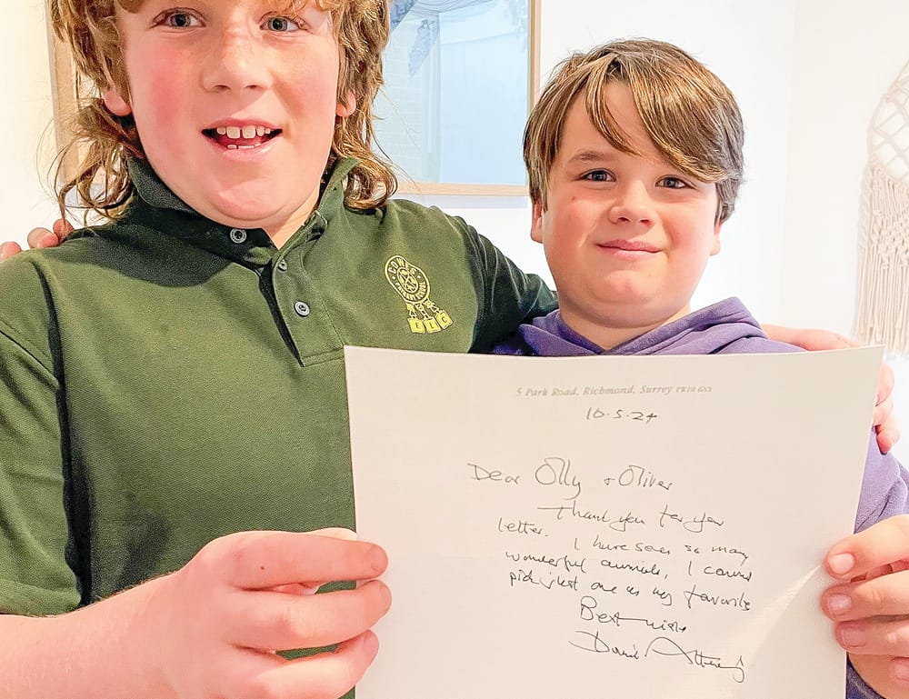 Sir David Attenborough delights Cowes' kids post image