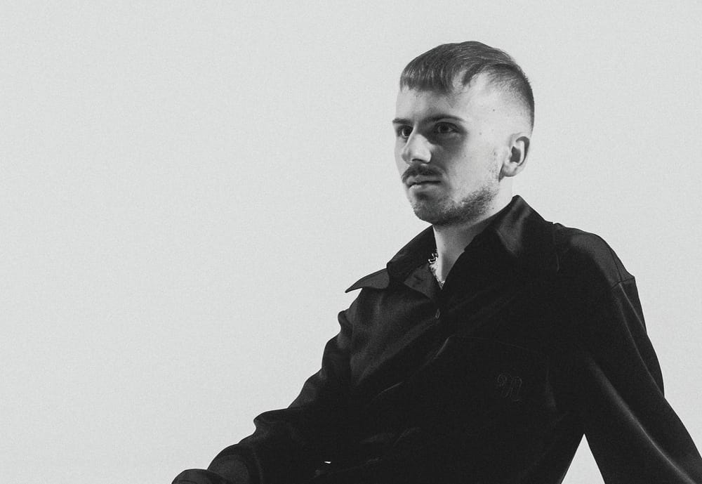 Jake squeezes in home show for album launch post image