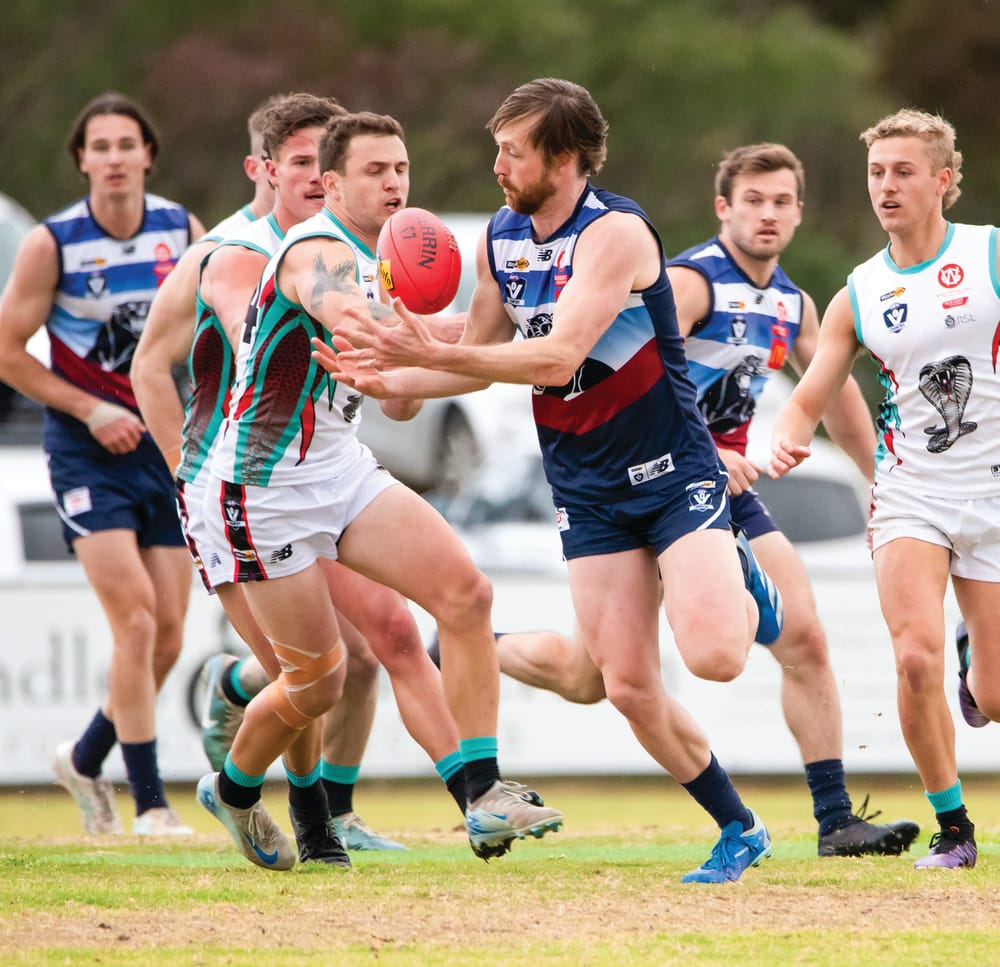 Killy Bass battle it out in wet conditions post image