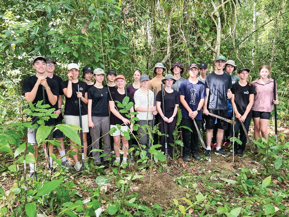 Students volunteer in Borneo post image